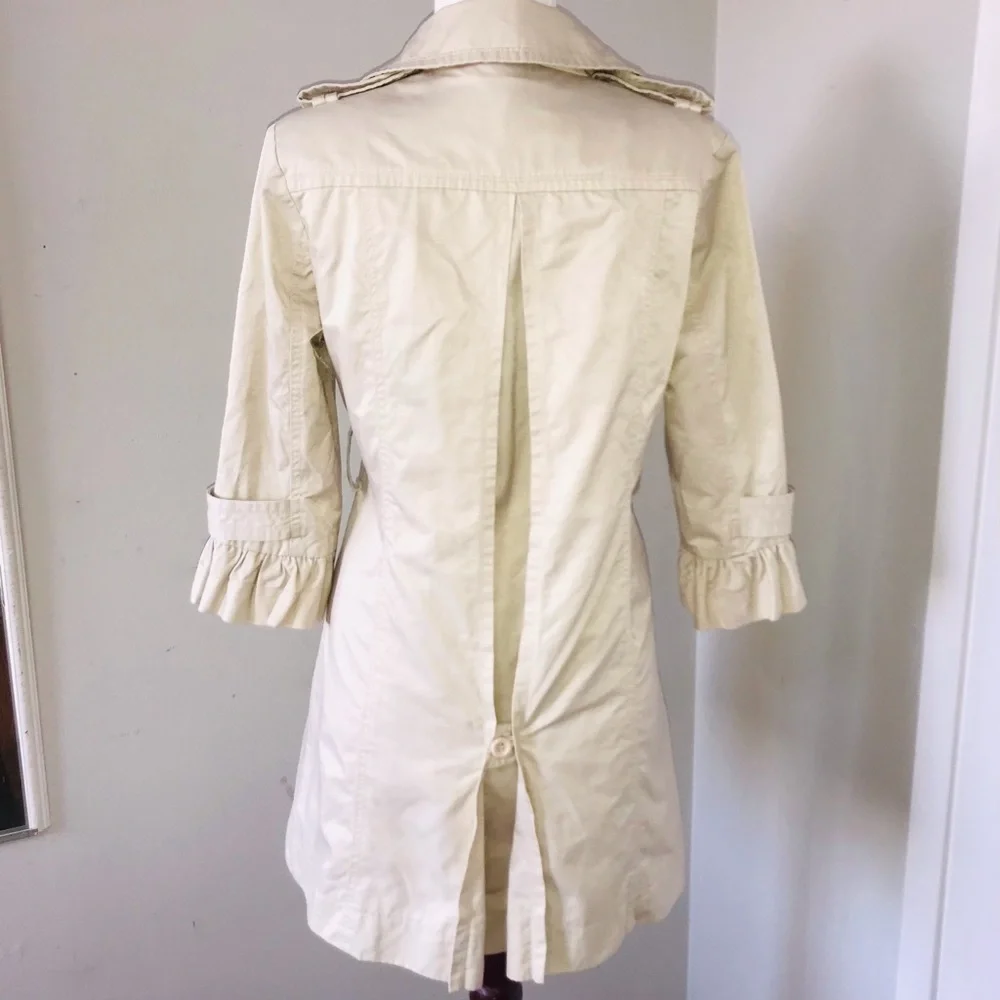 Ruffle 3/4 Sleeve Trench/Rain Coat - Picture 2 of 8